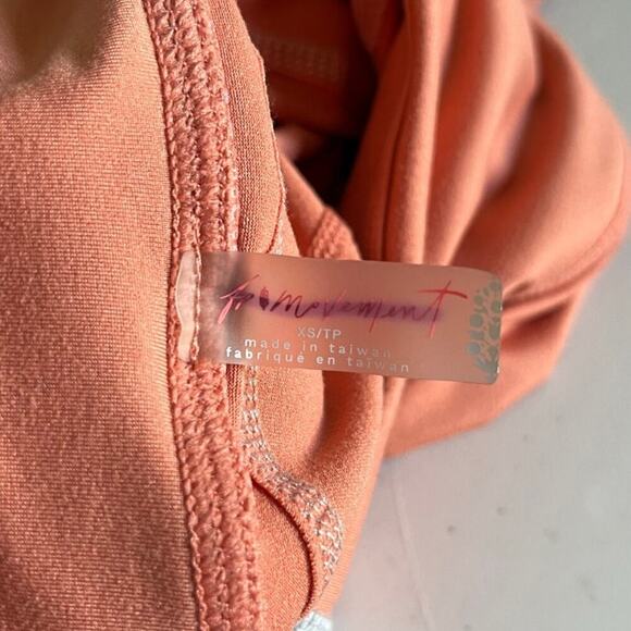 Free People Movement You’re A Peach Leggings Size XS 7/8 Length Running Lounge - Picture 13 of 15